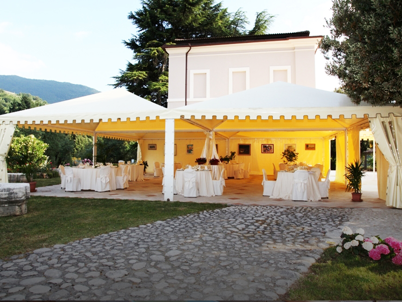 GAZEBO SPAZI ESTERNI